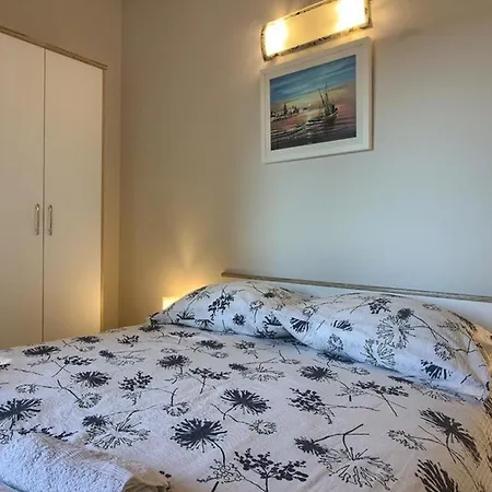 Mit Privatpool Fuer 8 Personen Ca 120 Qm In Mugeba, Istrien Istrische Riviera Holiday home